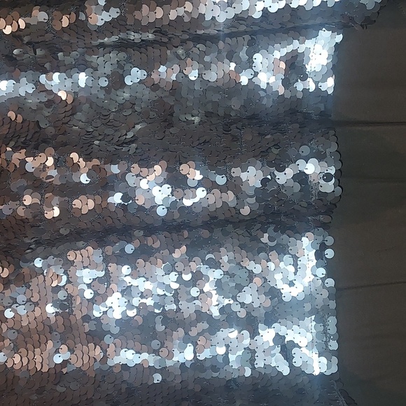 Karen Kane Mojave Sun sequin front blouse NWT - Picture 2 of 7